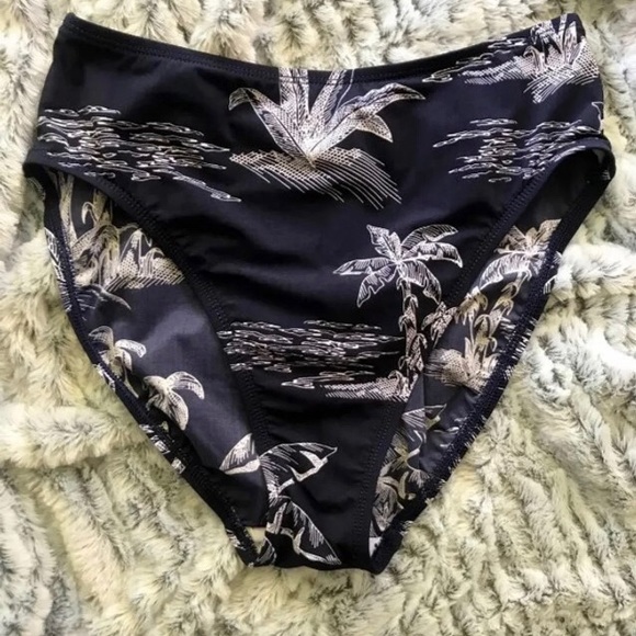 Nautica Tankini - Picture 3 of 8